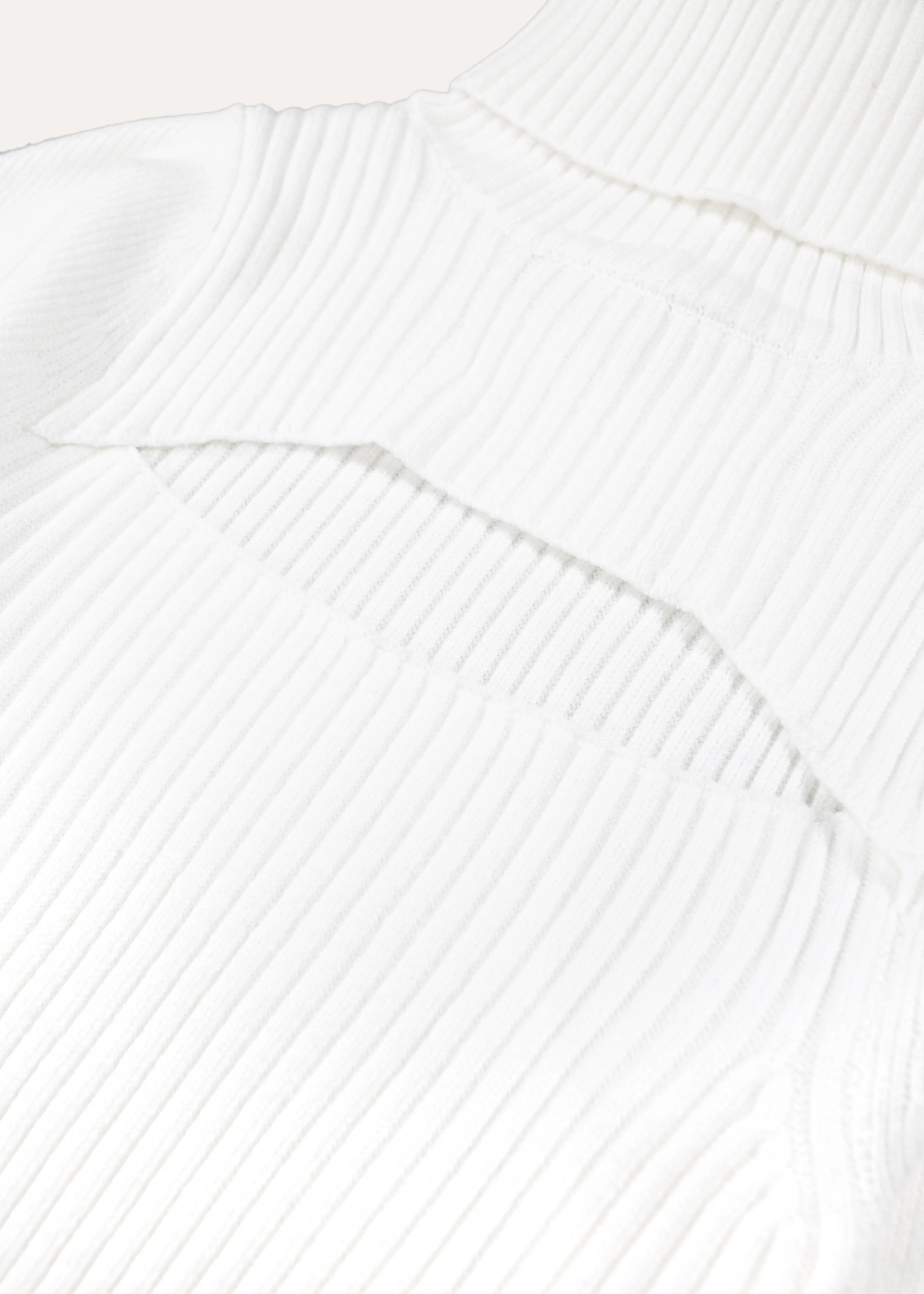 Long Sleeve Sweater Tank - Image 3