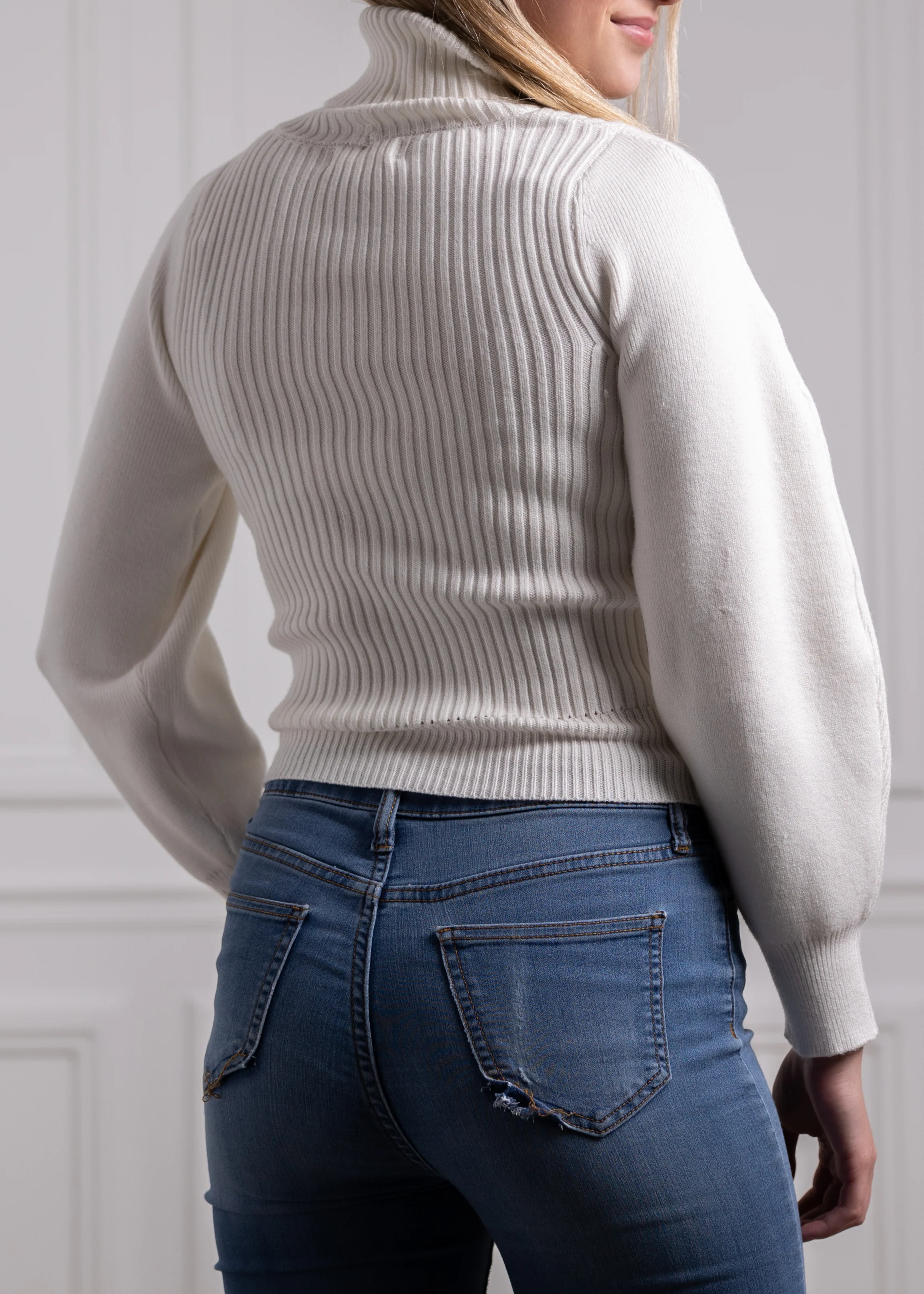 Long Sleeve Sweater Tank - Image 6